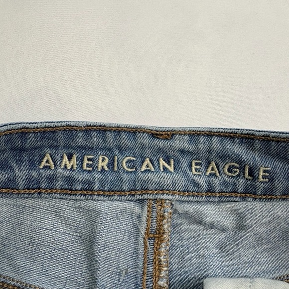 American Eagle Mom Jeans Women's Size 6 High Rise Distressed Straight Leg Denim - Picture 6 of 8